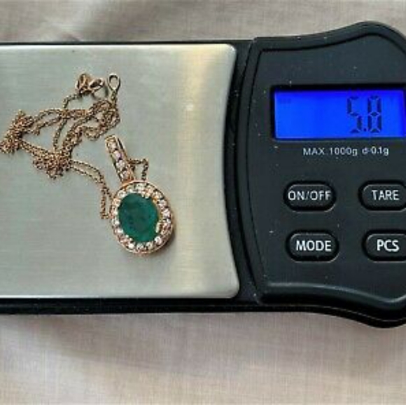 VIDEO!! Beautiful 14KT Rose Gold Emerald Diamond Necklace - Picture 11 of 16